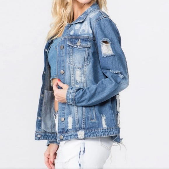 DENIM BRAND NEW! FASHION TOUR DISTRESSED DENIM JACKET - Picture 3 of 7